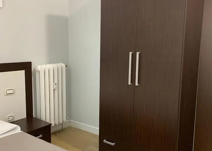 Konukevi Thewesley 4*